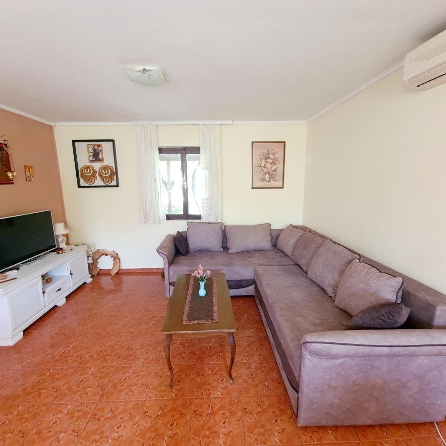 וירפזאר Ivan'S Holiday Home מראה חיצוני תמונה